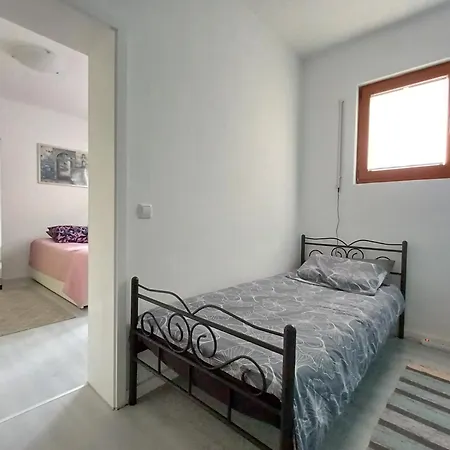 Апартаменты In Bei Koeln *