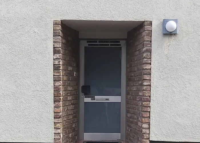 In Bei Koeln Lejlighed Hürth